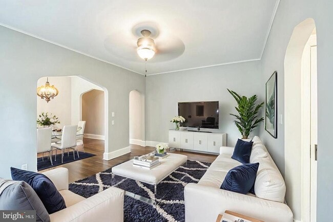 Building Photo - 208 Farragut St NW