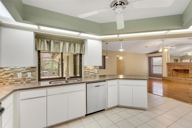 Building Photo - 3845 Garnet Dr
