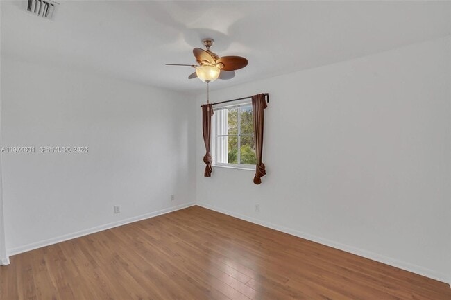 Building Photo - 659 Vista Meadows Dr