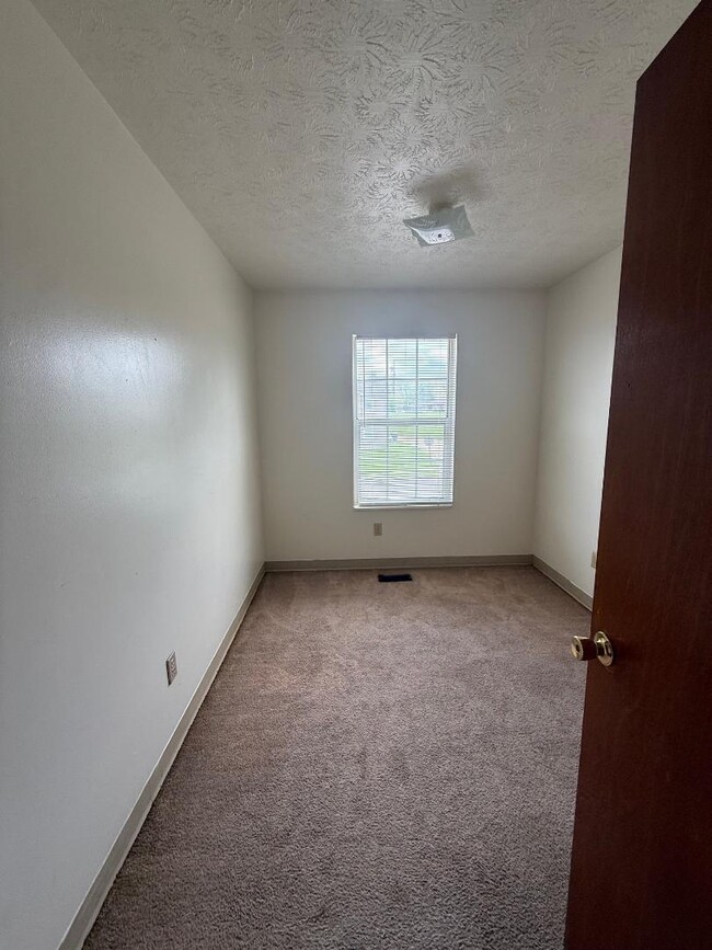 Building Photo - 3717 Trent Cir
