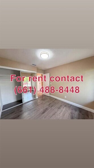 Building Photo - 8232 Moorhaven Way
