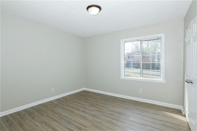 Building Photo - 2065 Alison Ct SW