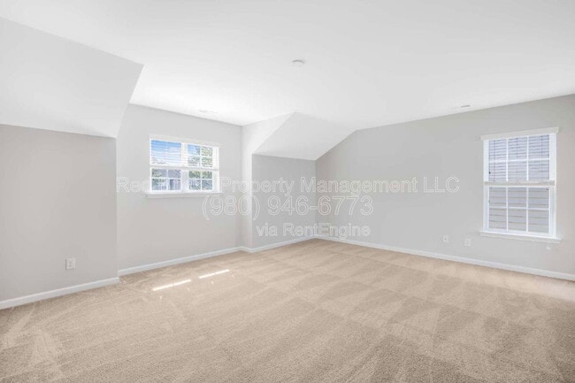 Building Photo - 9621 Cheery Meadow Dr