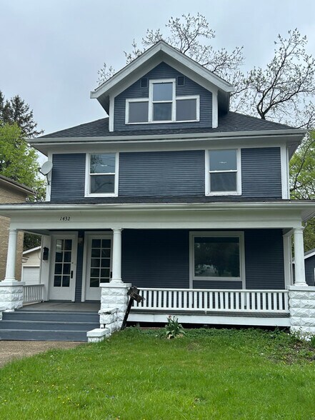 Building Photo - 1432 Crosby St