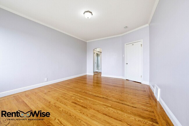 Building Photo - 53 Stanyan St