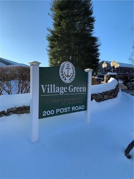 Building Photo - 200 Post Rd