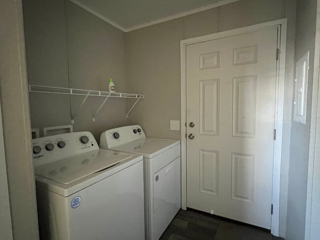 Building Photo - 5168 Tokay Dr