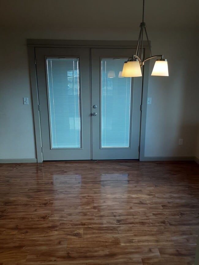 Building Photo - 3 Bedroom 2 Bath House with 7 Acres Horse Property