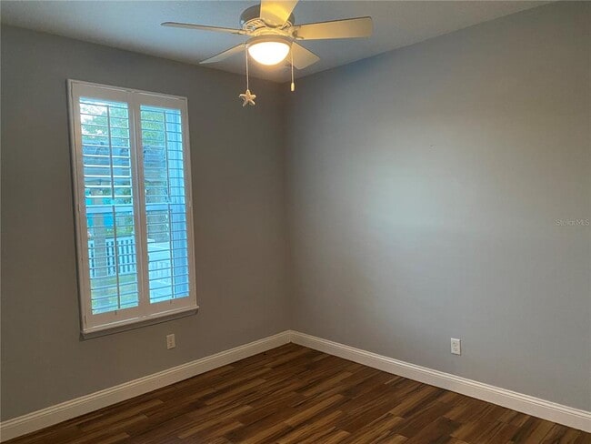 Building Photo - 25 Smiling Fish Ln