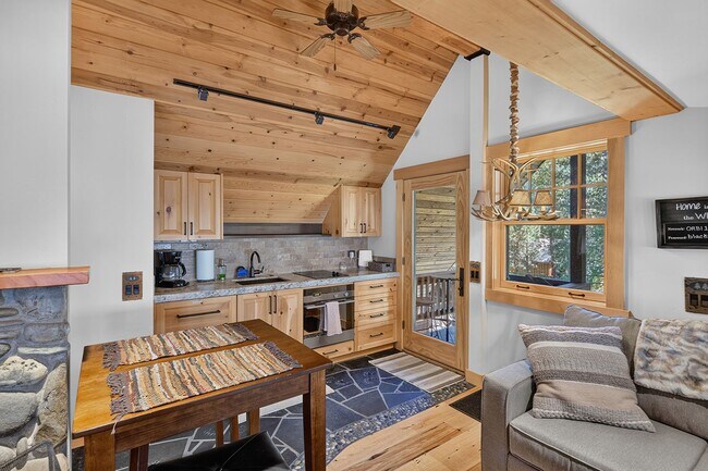 Building Photo - 12573 St Moritz Ln