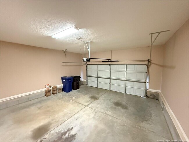 Building Photo - 455 Crusaders Dr