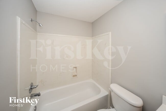 Building Photo - 7226 Grapetree Trail