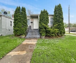 Building Photo - 12500 S Wallace St