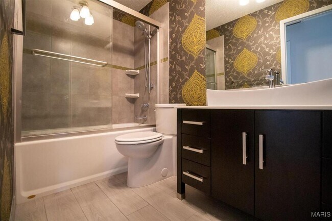 Building Photo - 507 Glenmeadow Dr