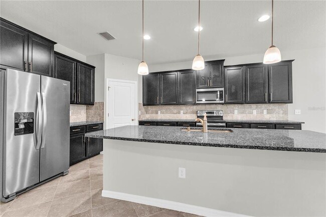 Building Photo - 15508 High Bell Pl