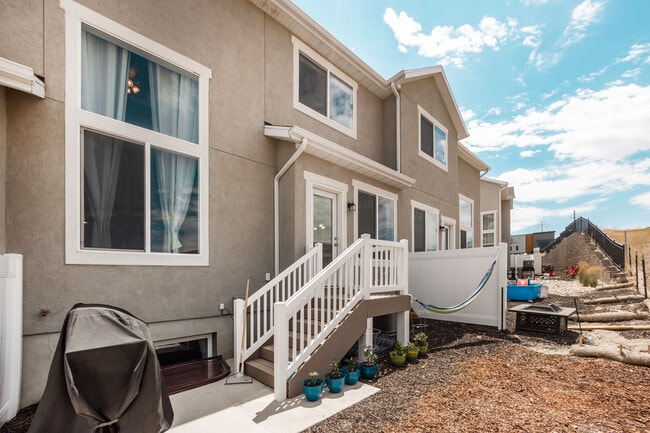 Building Photo - 16104 S Bodmin Way