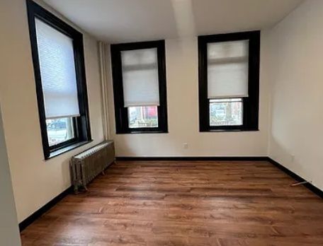 Building Photo - 31 W James St