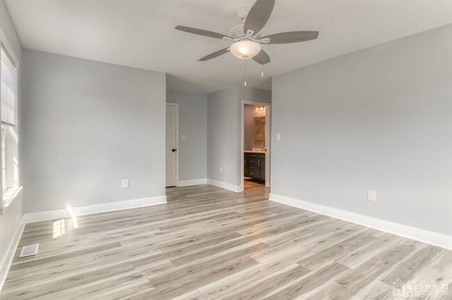 Building Photo - 137 Concordia Cir