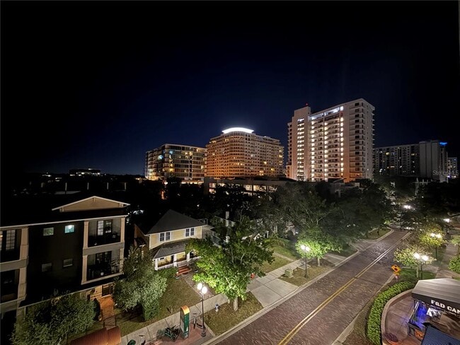 Building Photo - 10 N Summerlin Ave