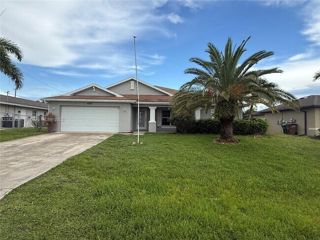 Building Photo - 4025 SW 14th Pl