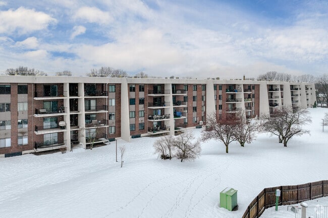 Building Photo - Connemara Condominiums
