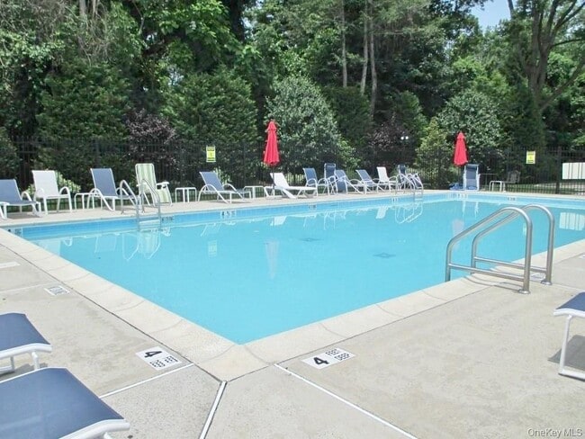 Building Photo - 1 Scarsdale Rd