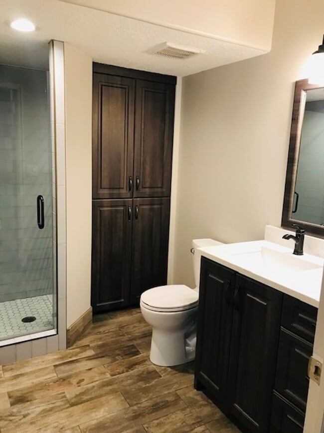 Building Photo - Beautiful home in North Salt Lake with large patio, deck and garden area