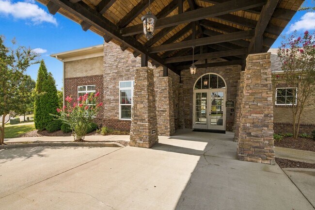 Building Photo - 4708 Venito St