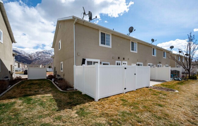 Building Photo - 6157 S 1275 E