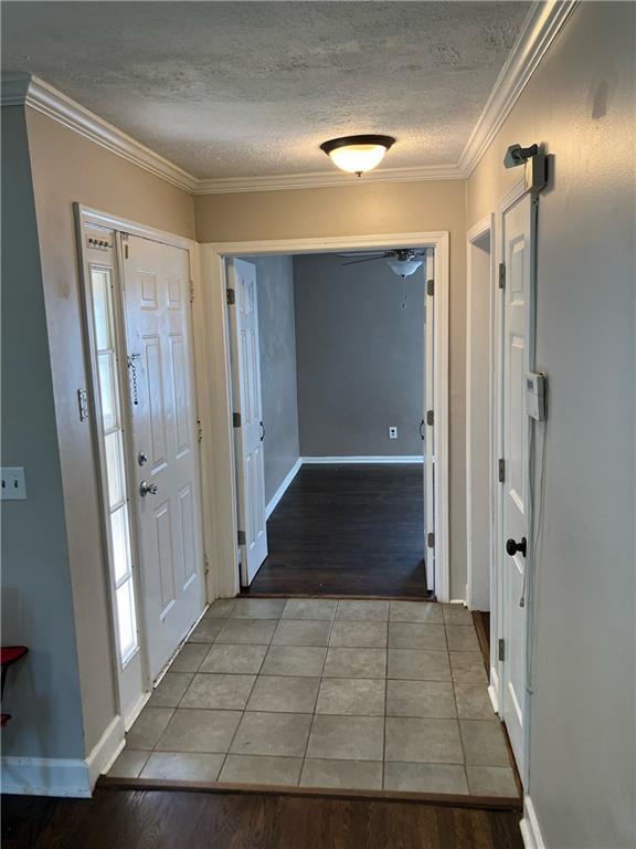 Building Photo - 1215 Oak Forest Ct SW