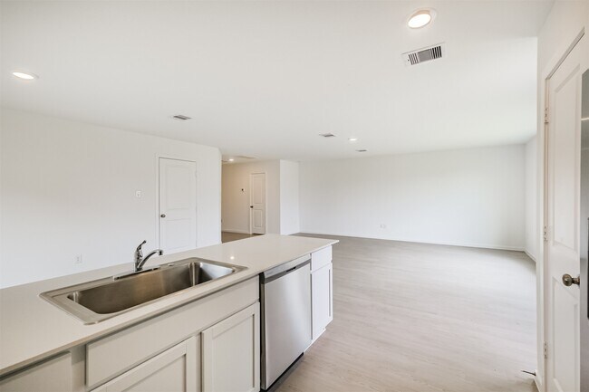 Building Photo - 6850 Lantana Leaf Ln