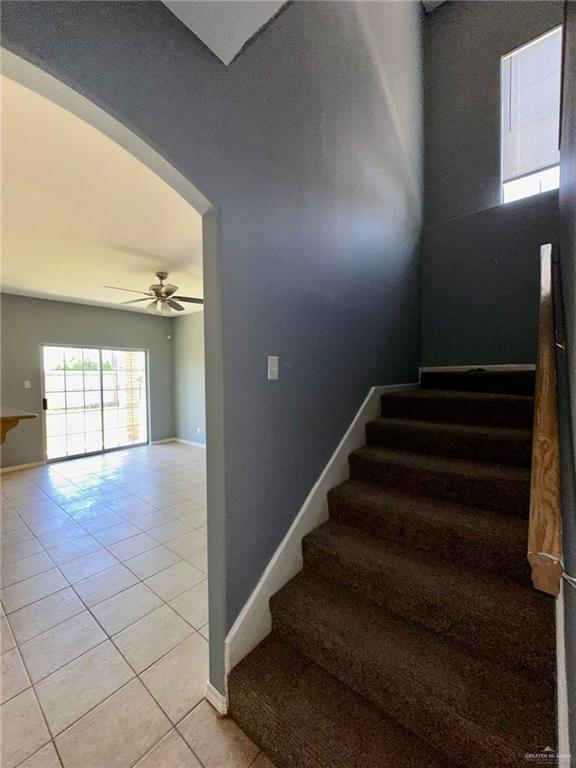 Building Photo - 23 Phoenix St