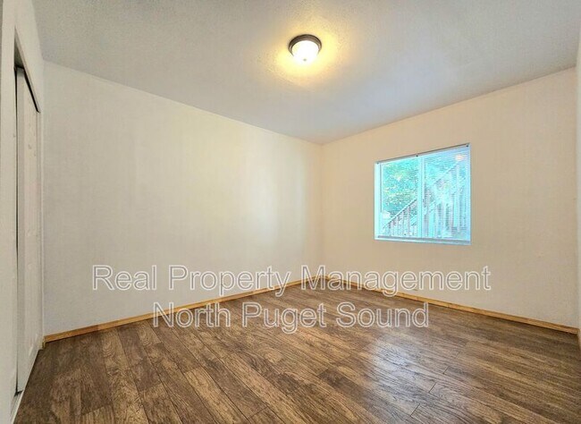 Building Photo - 15602 Ash Way
