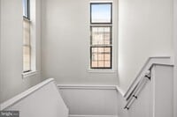 Building Photo - 420 Chestnut St