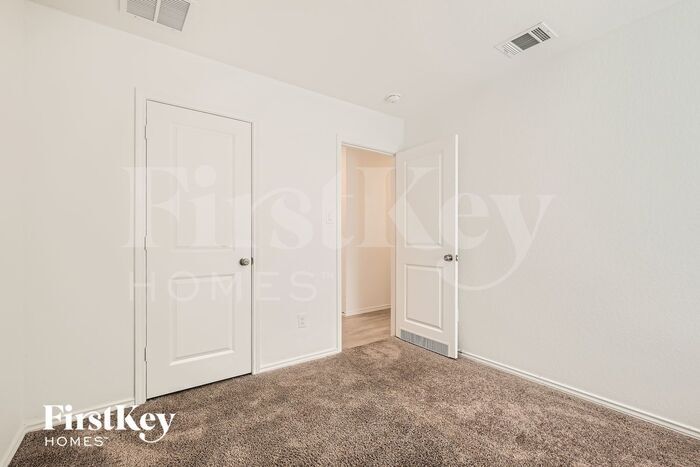 Building Photo - 5196 Fowler Crst