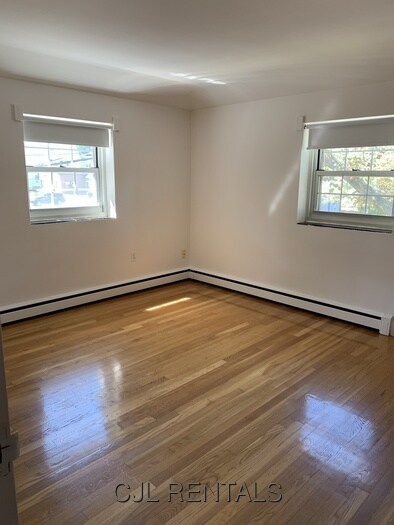 Building Photo - 11 Heath Rd