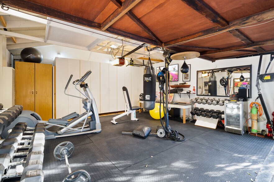 Building Photo - 25736 Punto de Vista Dr