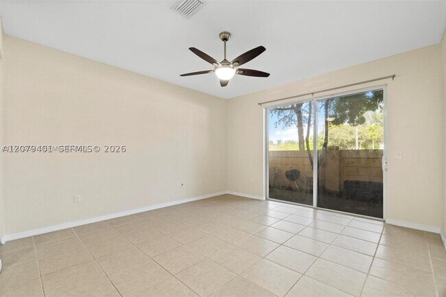 Building Photo - 8989 SW 17th Ct