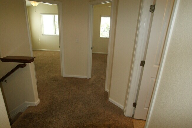 Building Photo - 426 Saint Ida Cir