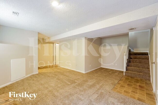 Building Photo - 2906 NW 3rd Terrace