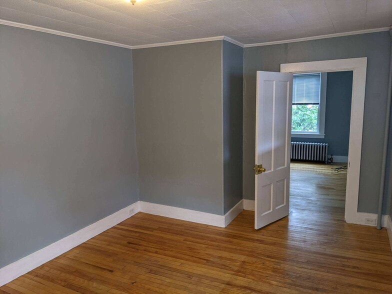 Building Photo - 25 Union St