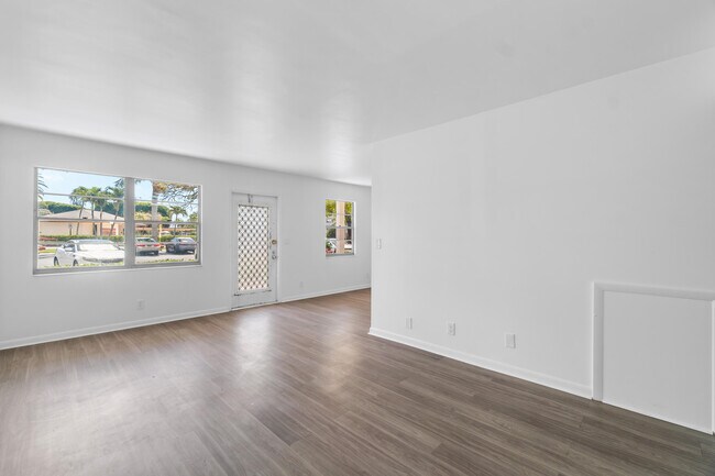 Building Photo - 1007 Rexford A