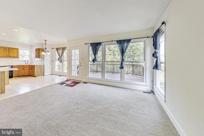 Building Photo - 6104 Cool Spring Terrace S