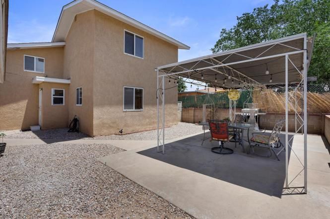 Building Photo - 1512 Spence Ave SE