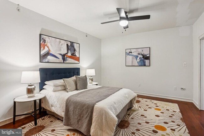 Building Photo - 810 N Hancock St