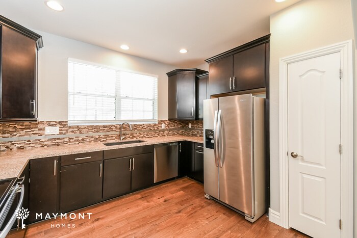 Building Photo - 1063 S Agnes Ln