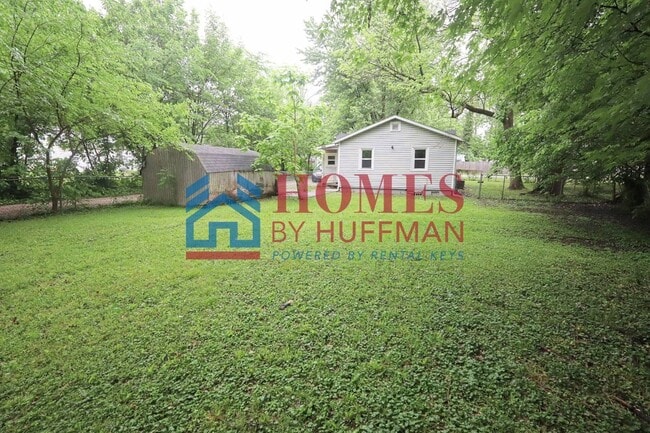 Building Photo - Two Bedroom House