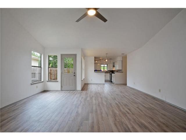 Building Photo - 12921 Covington Trail