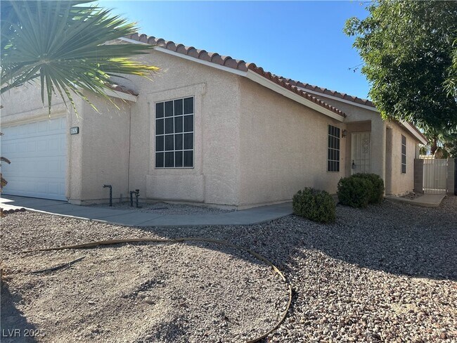 Building Photo - 632 Carlos Julio Ave