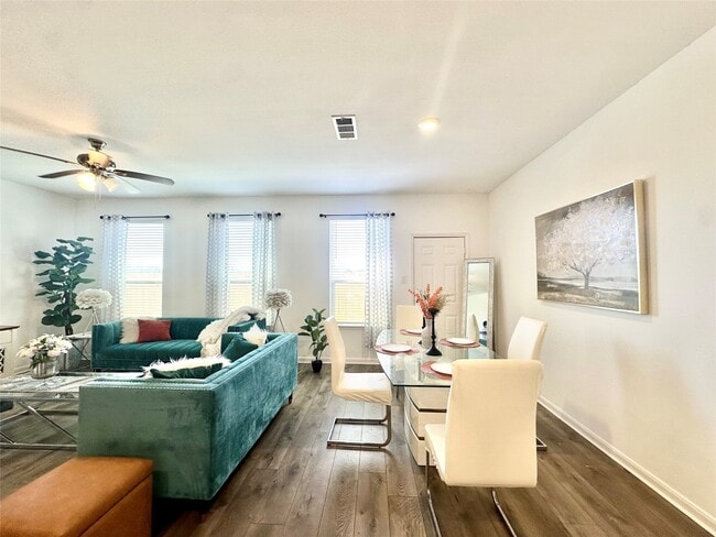 Building Photo - 11218 Beverley Pk St